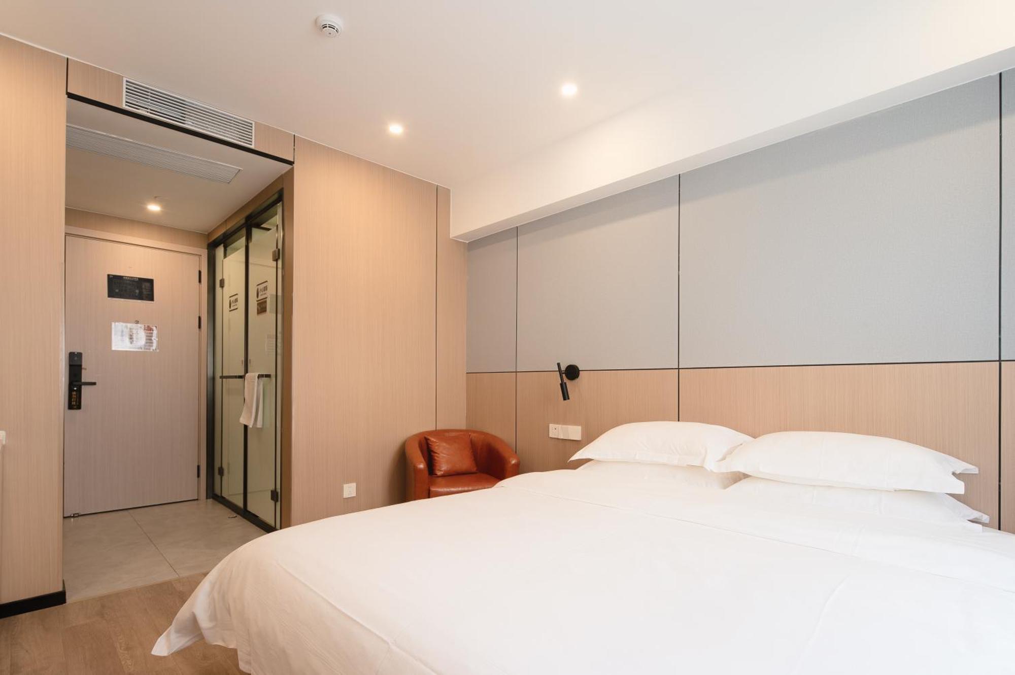 Dayin International Youth Hostel -Near People'S Square & Old Town -Social Area -Bar -Cafe -Gym -Free Laundry Luggage Storage -24H Front Desk -English Service Šanghaj Exteriér fotografie